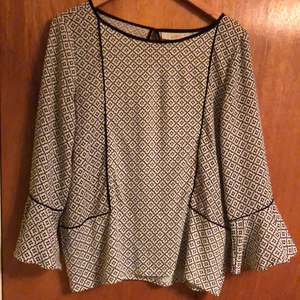LOFT Black/White blouse - flared sleeves - Size M